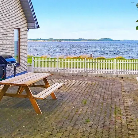 Seaside Retreat In Hvalpsund-by Traum * Farsø